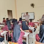 Satbinmas Polres Sambas Sosialisasikan Bahaya Bullying di SMKN 2 Sambas